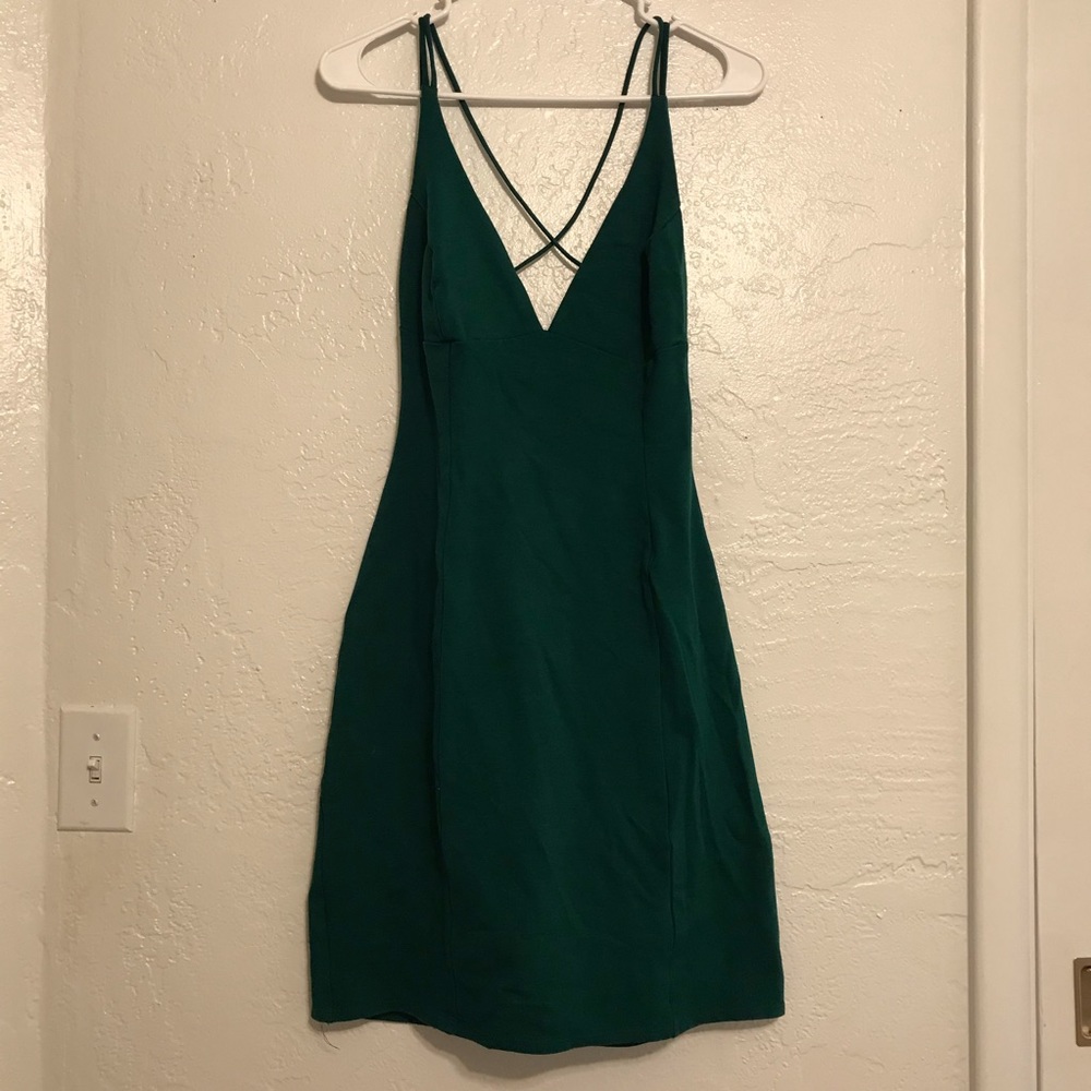 Green Lulus dress